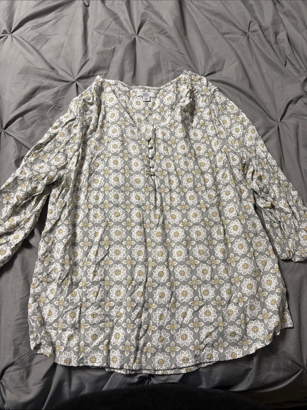 croft & barrow Gray Floral Print Long Sleeve Tunic